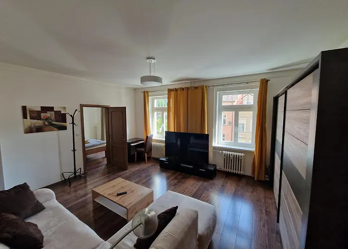 Apartman 63M2 S Balkonem V Lazenskem Centru