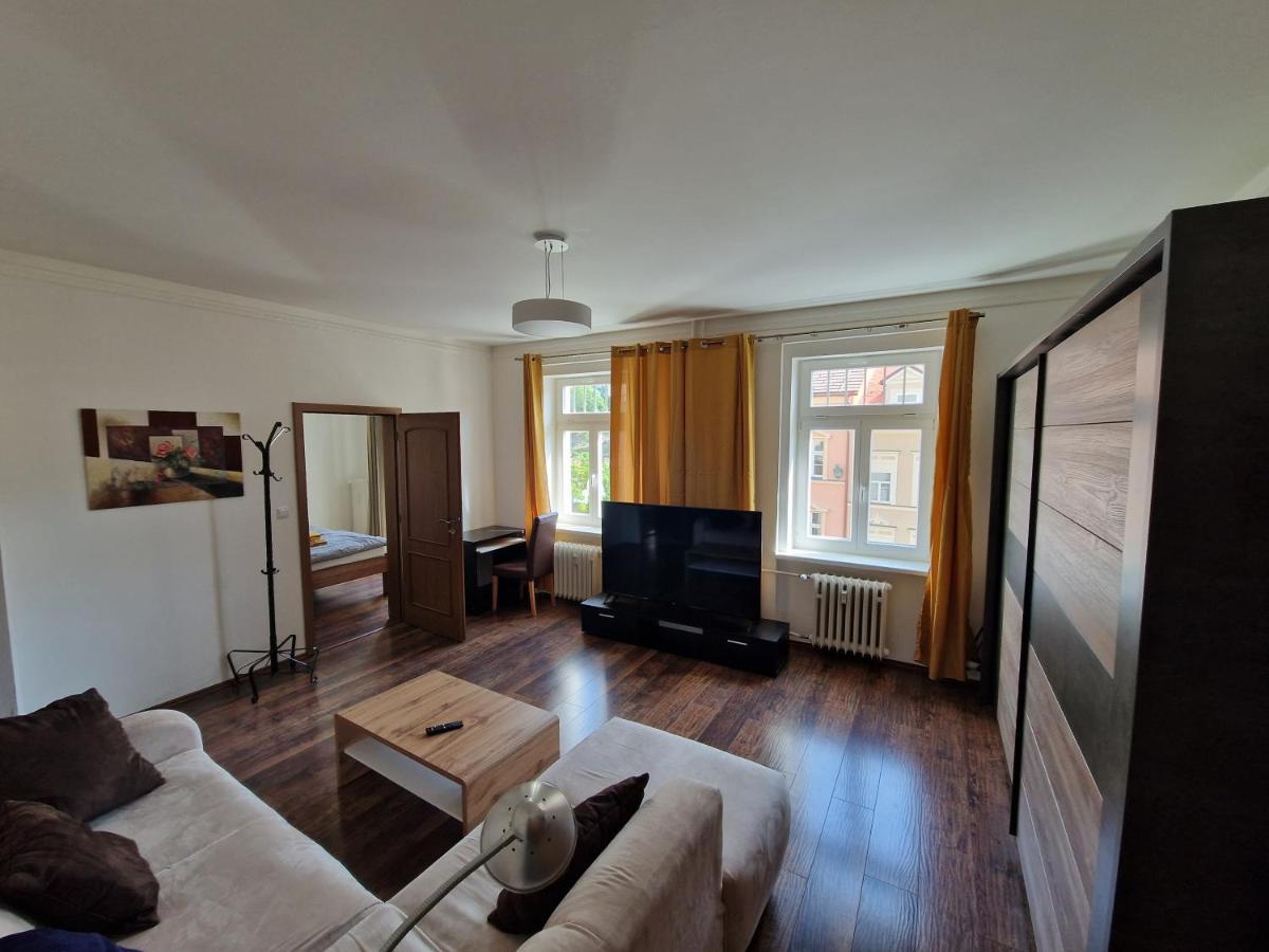 63m2 S Balkonem V Lazenskem Centru Apartment *